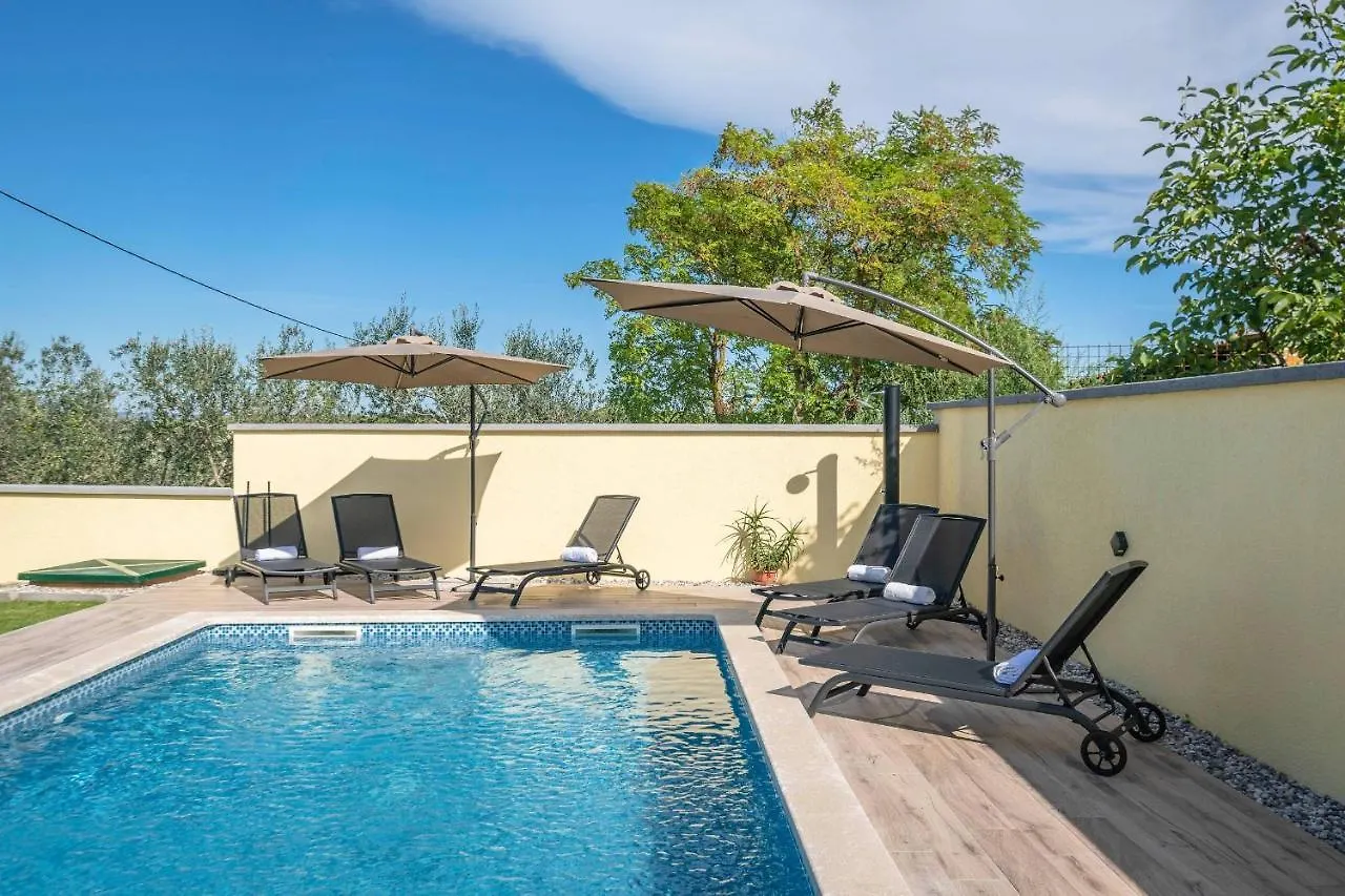 Ferienhaus Captain Villa 2 Km To The Beach Vintijan Kroatien